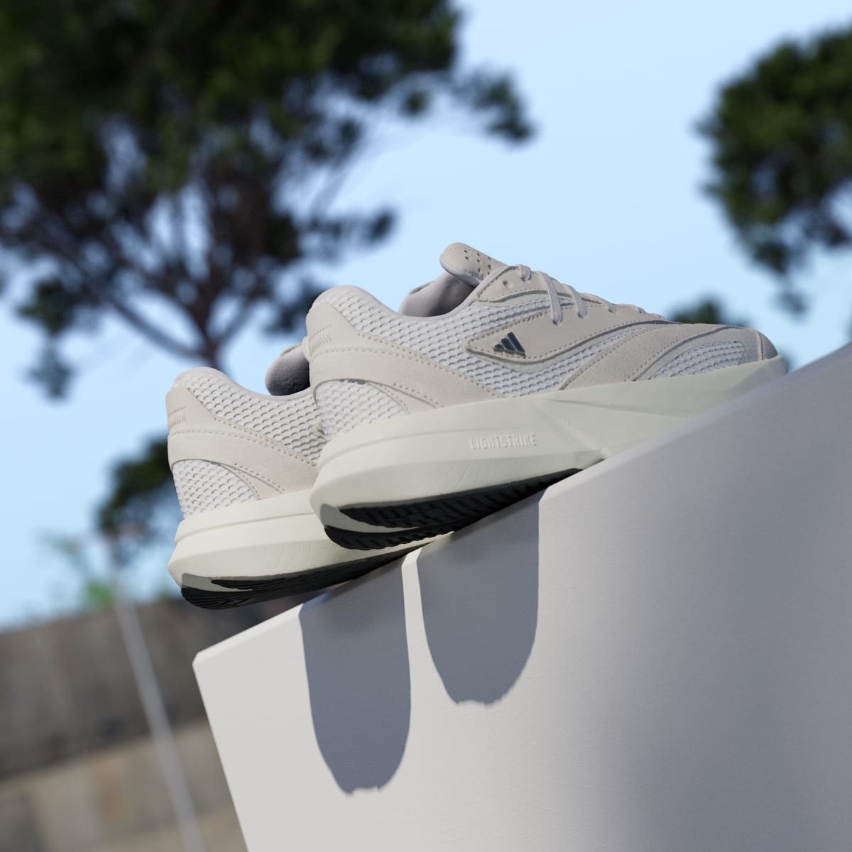 Tenis casuales para mujer color blanco y gris - vista 7