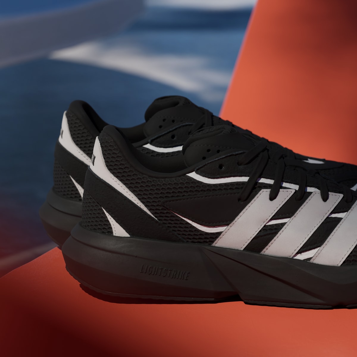 Tenis casuales para hombre color negro y plateado - vista 8