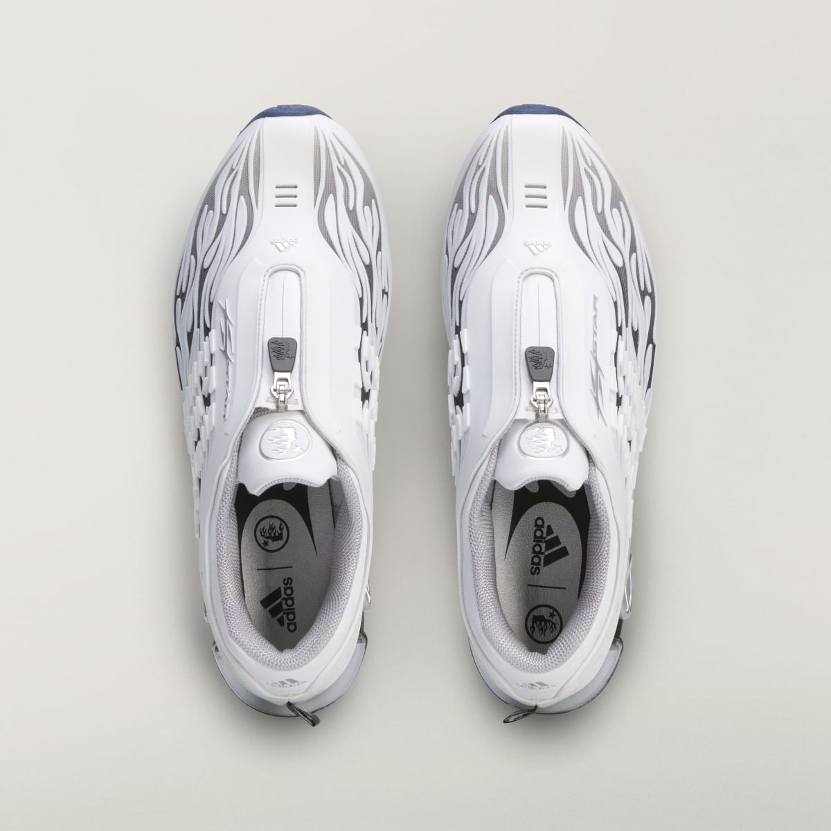 Tenis casuales unisex color blanco y negro - vista 3