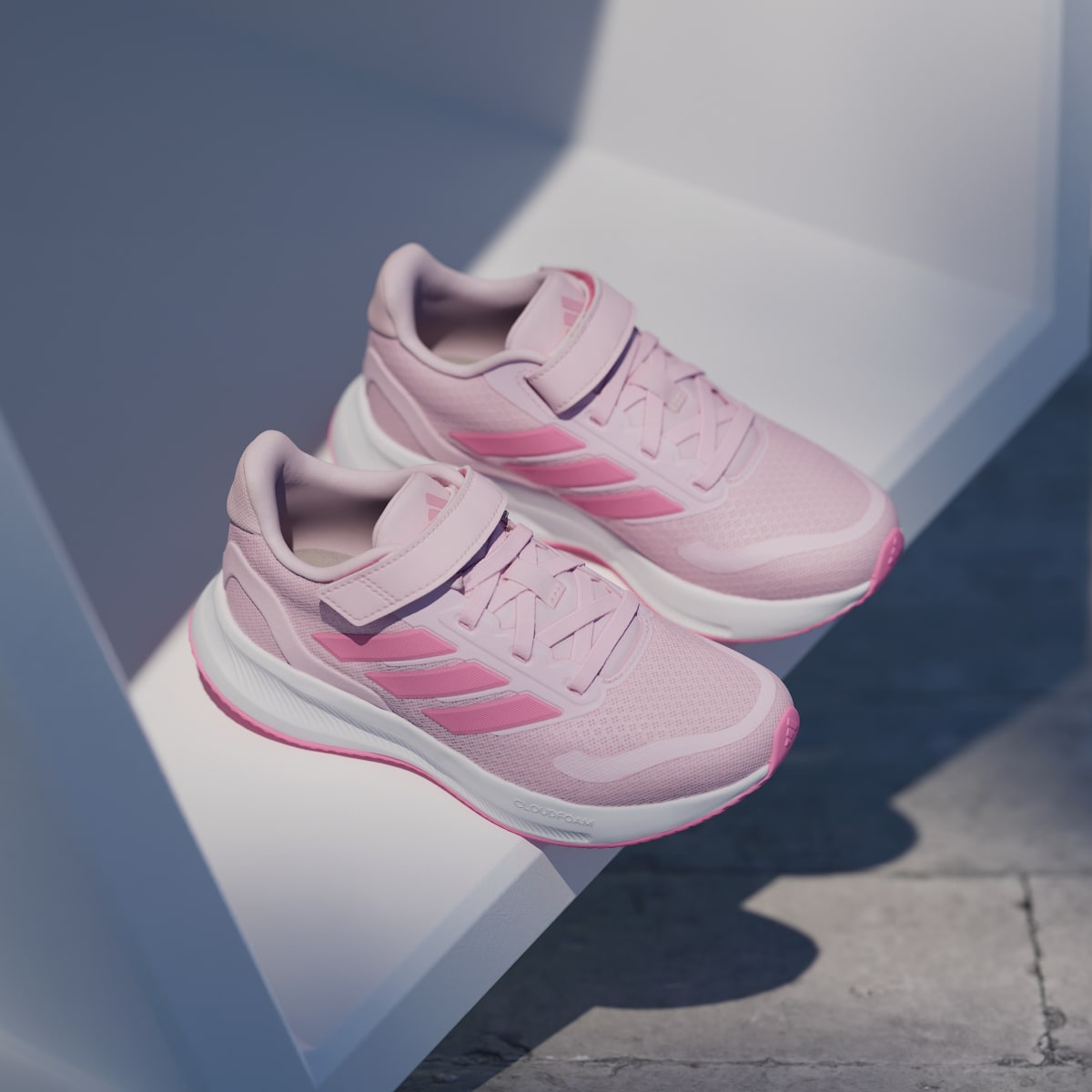 Tenis casuales para niños color rosa - vista 4