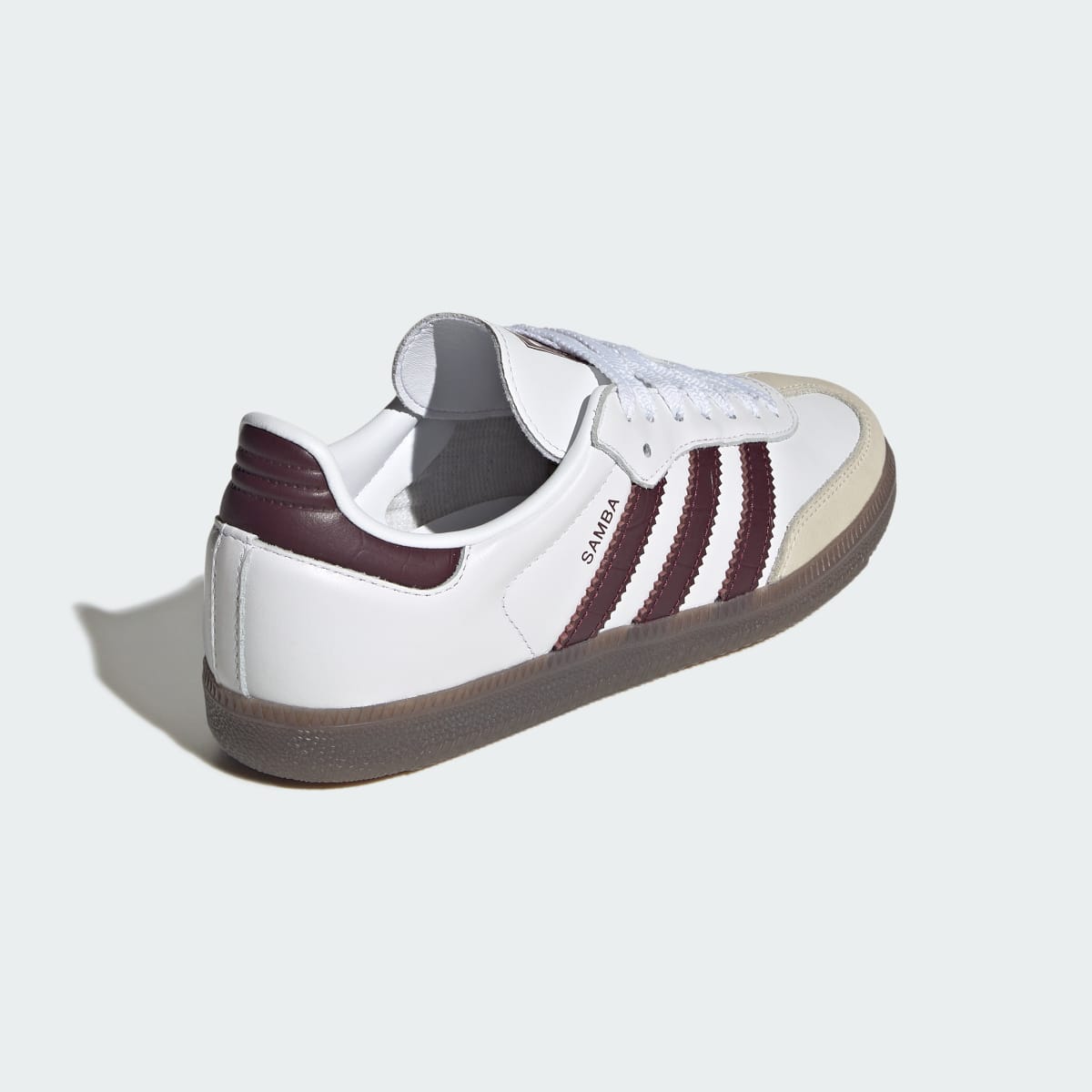 Tenis casuales para mujer color blanco y granate - vista 6