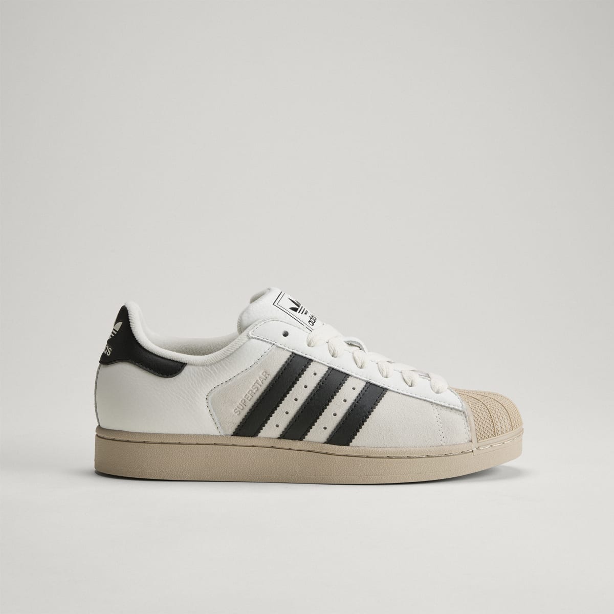 Tenis casuales unisex color blanco y negro - vista 3
