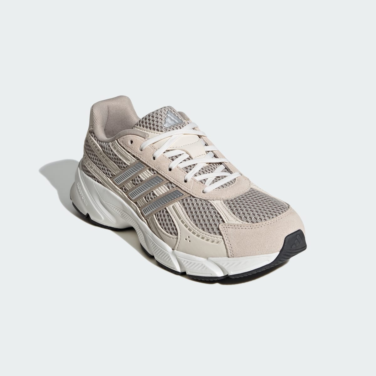 Tenis casuales para mujer color beige y plateado - vista 5
