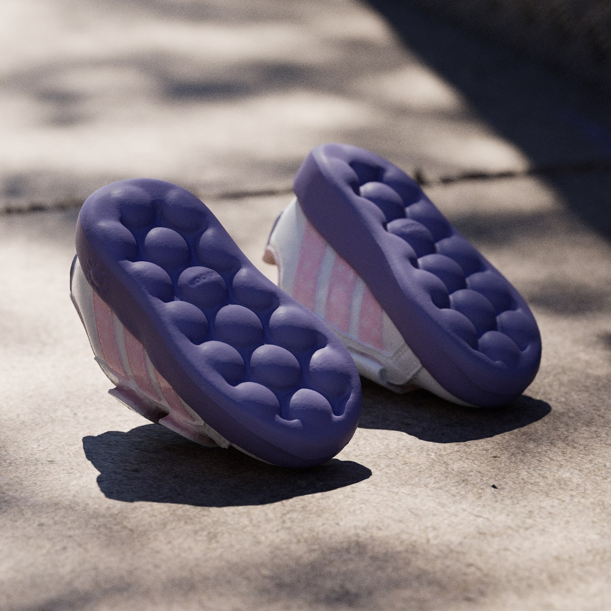 Tenis casuales para niños color blanco y rosa - vista 3