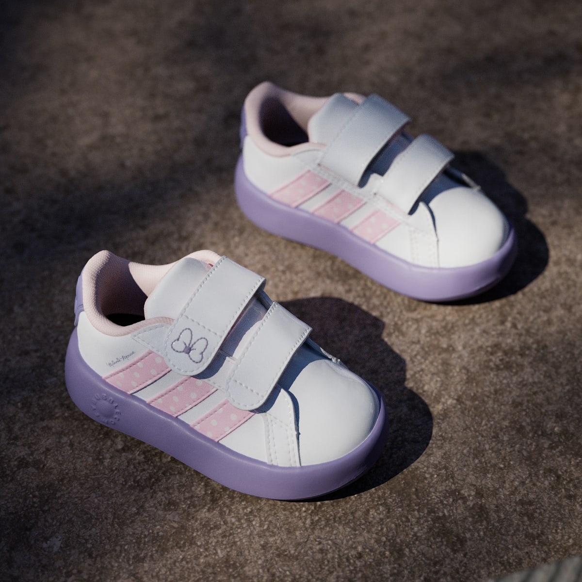 Tenis casuales para niños color blanco y rosa - vista 4