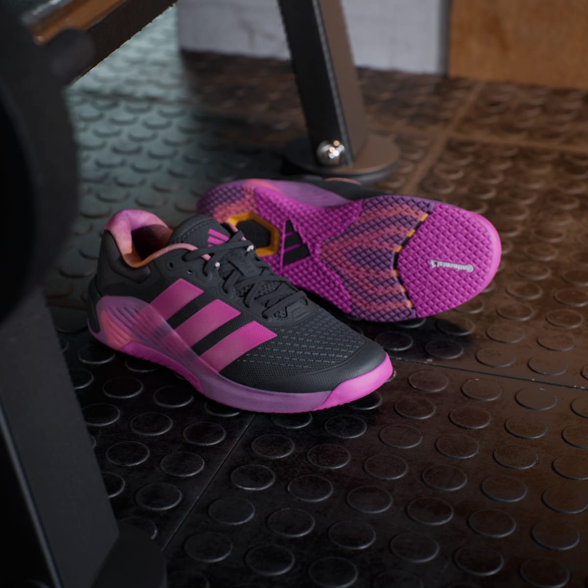 Tenis de entrenamiento para mujer color negro - vista 7