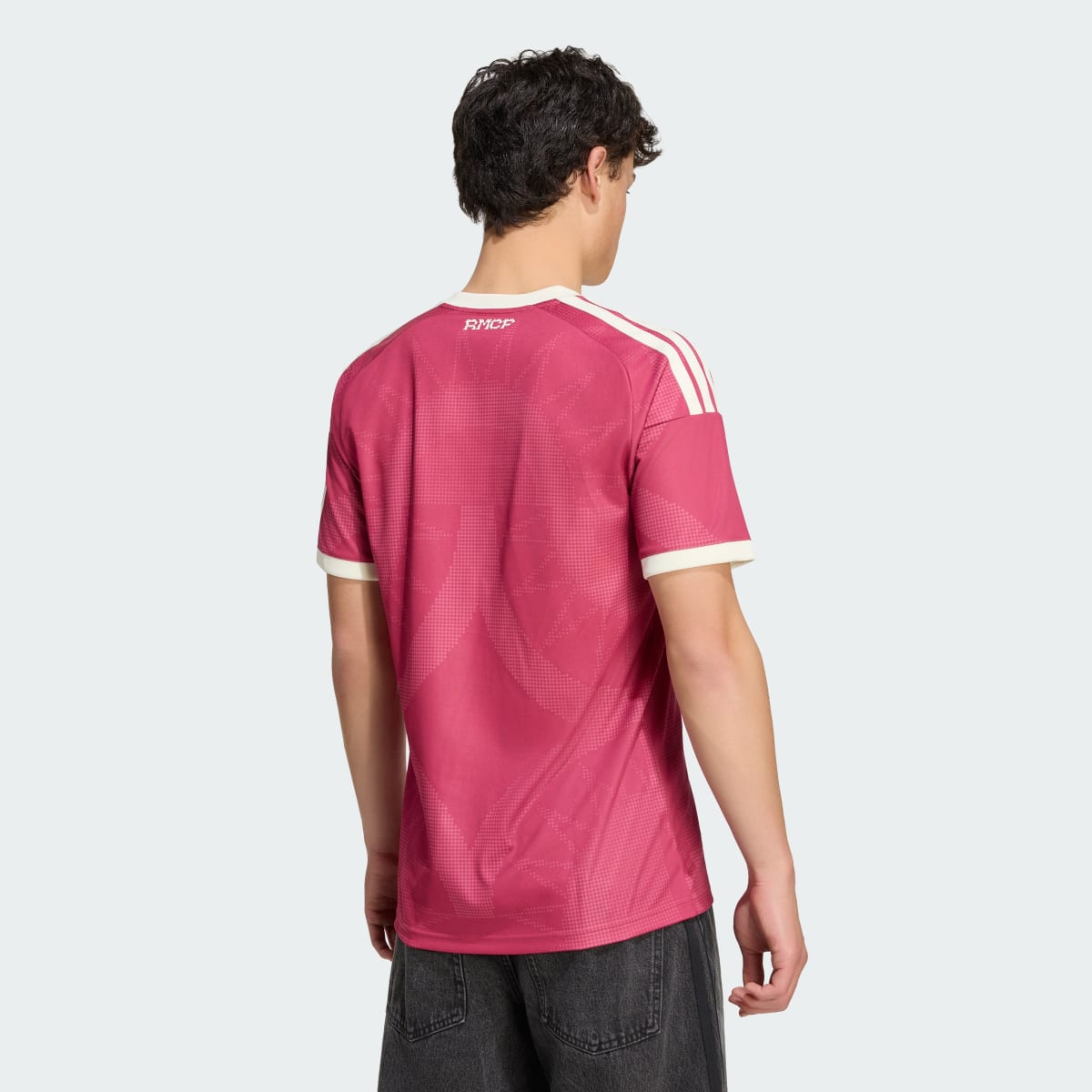 Camiseta deportiva para hombre color rosa - vista 3