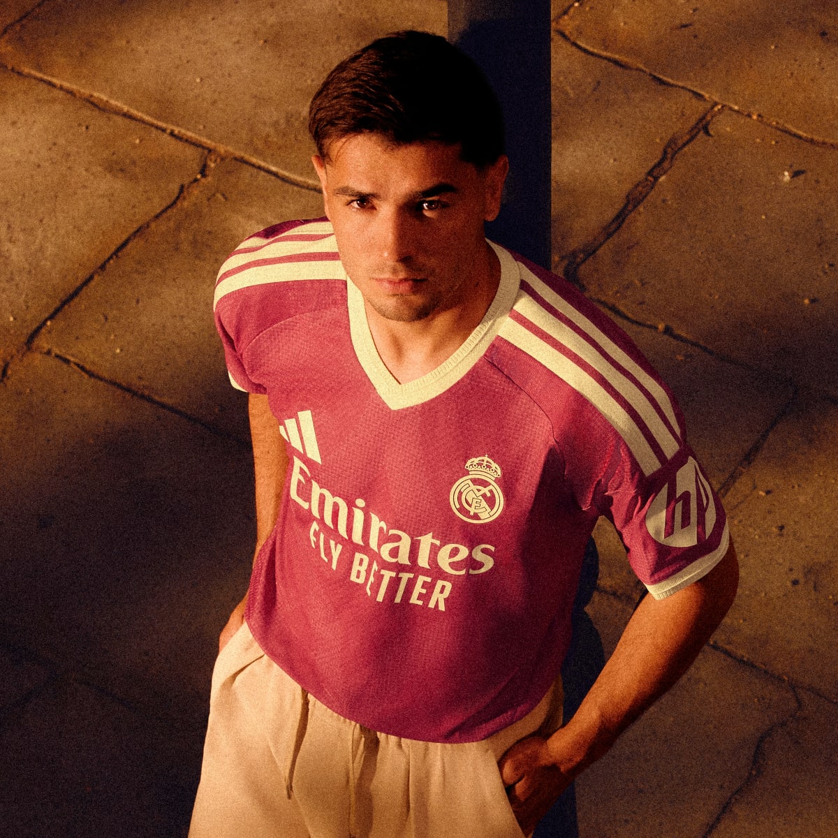 Camiseta deportiva para hombre color rosa - vista 1