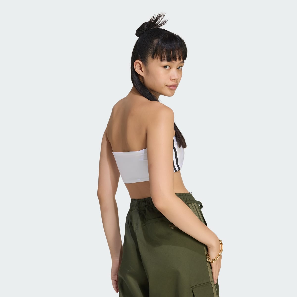 Prenda deportiva para mujer color blanco y negro - vista 3