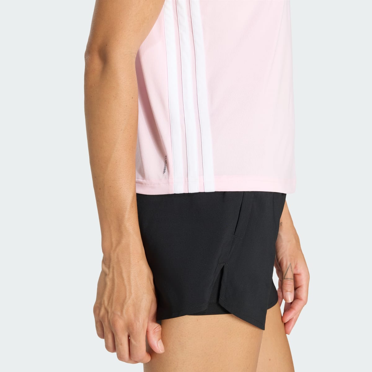 Camiseta deportiva para mujer color rosa y blanco - vista 7