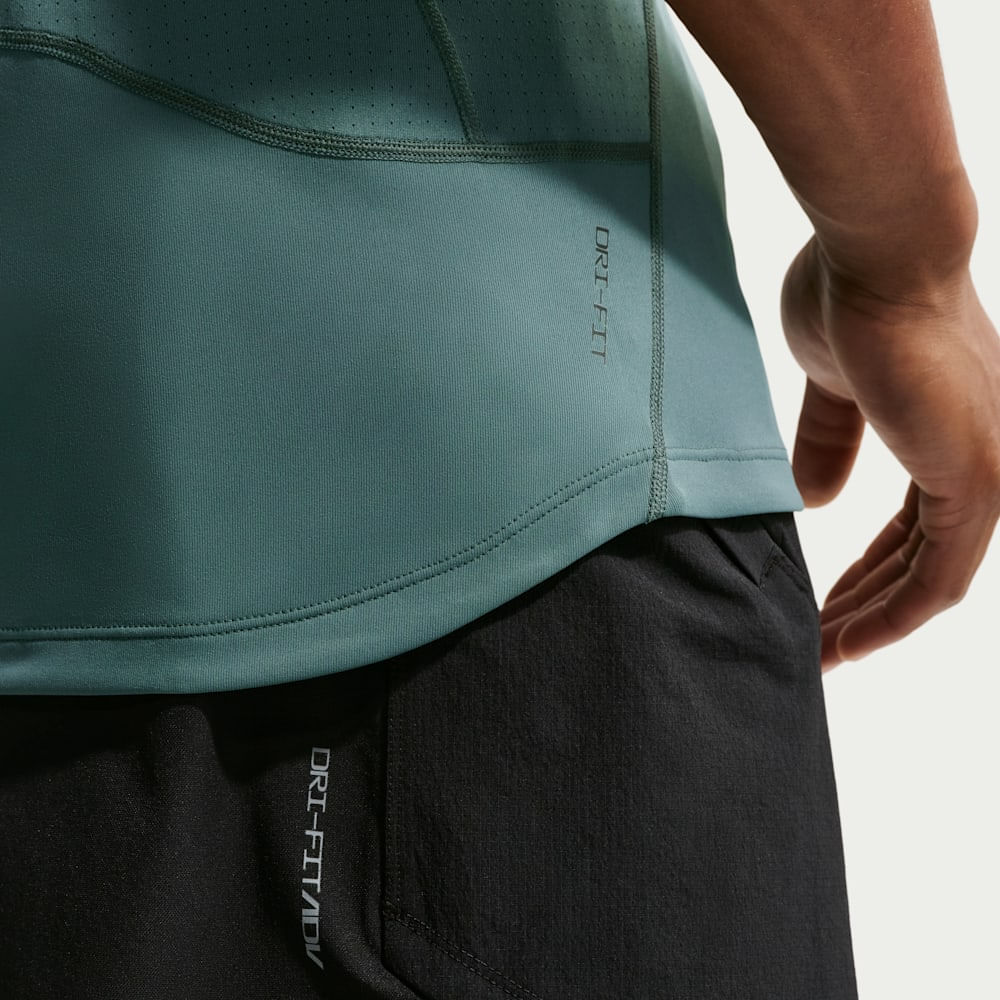 Camisetas y esqueletos para entrenamiento para hombre en gris · IF2805-382 - vista 6