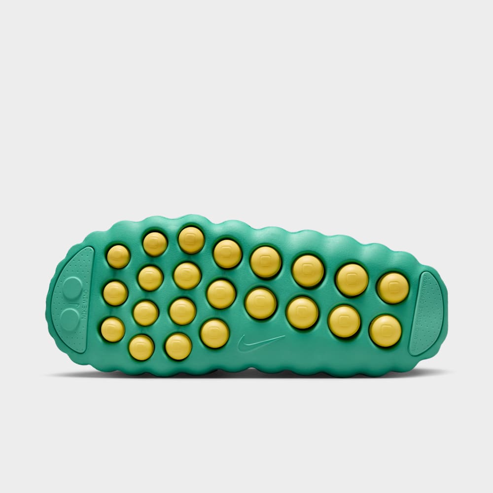 Sandalias y Chanclas de básquetbol para hombre en verde · HQ4307-301 - vista 3
