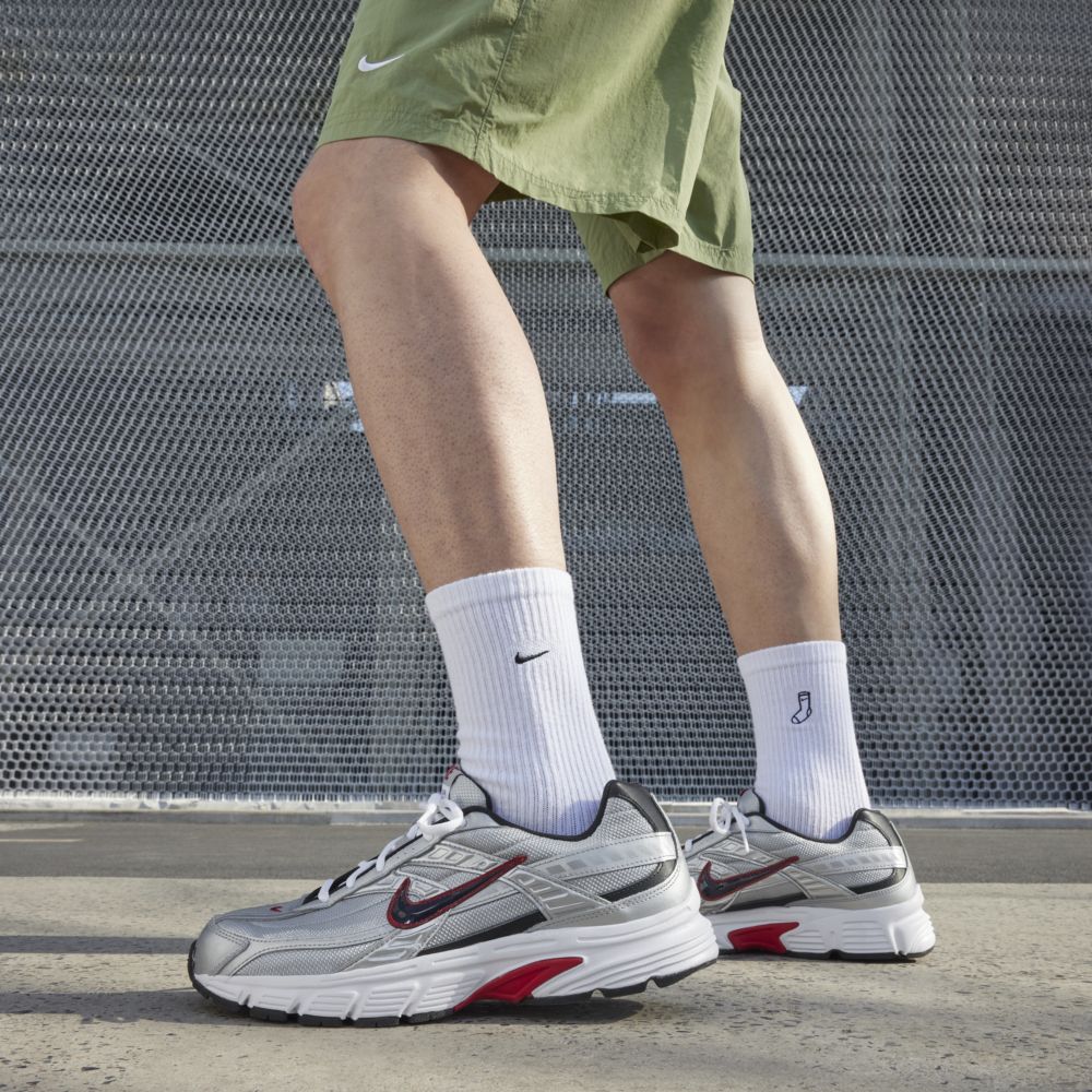 Tenis casual para hombre en gris · 394055-001 - vista 2