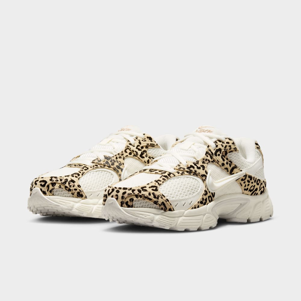 Tenis casual para mujer en blanco · IR5823-133 - vista 5