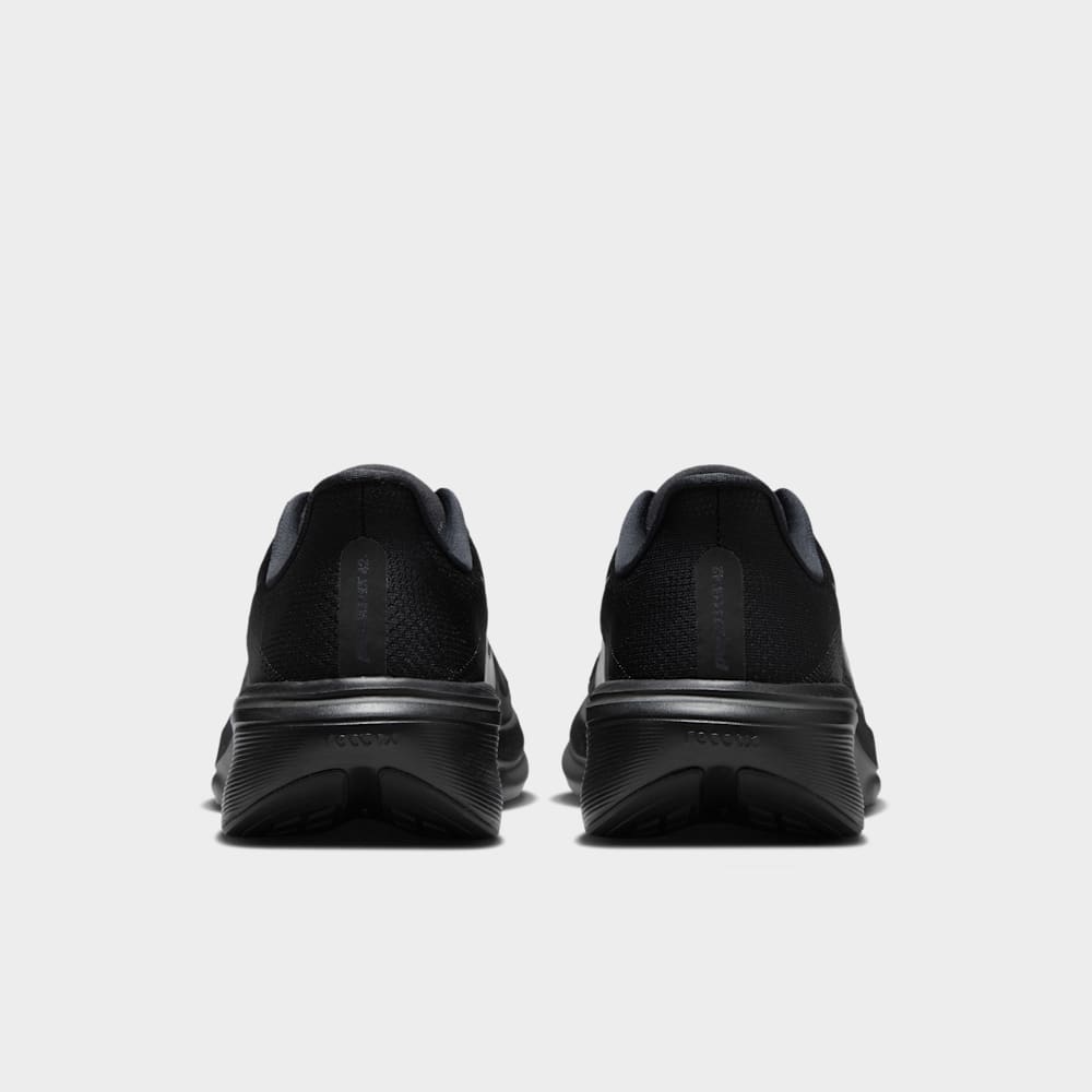 Tenis para correr para hombre en negro · IB1873-003 - vista 6
