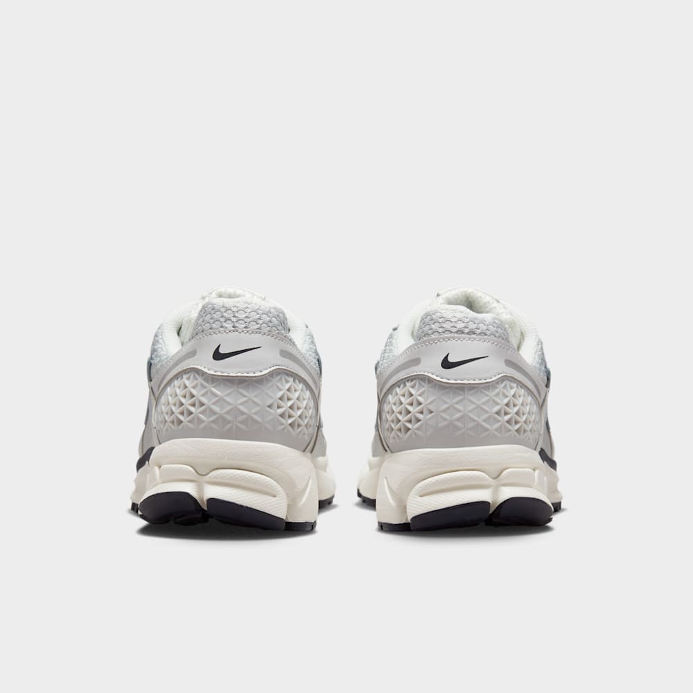 Tenis casual para mujer en gris · FD0884-025 - vista 7