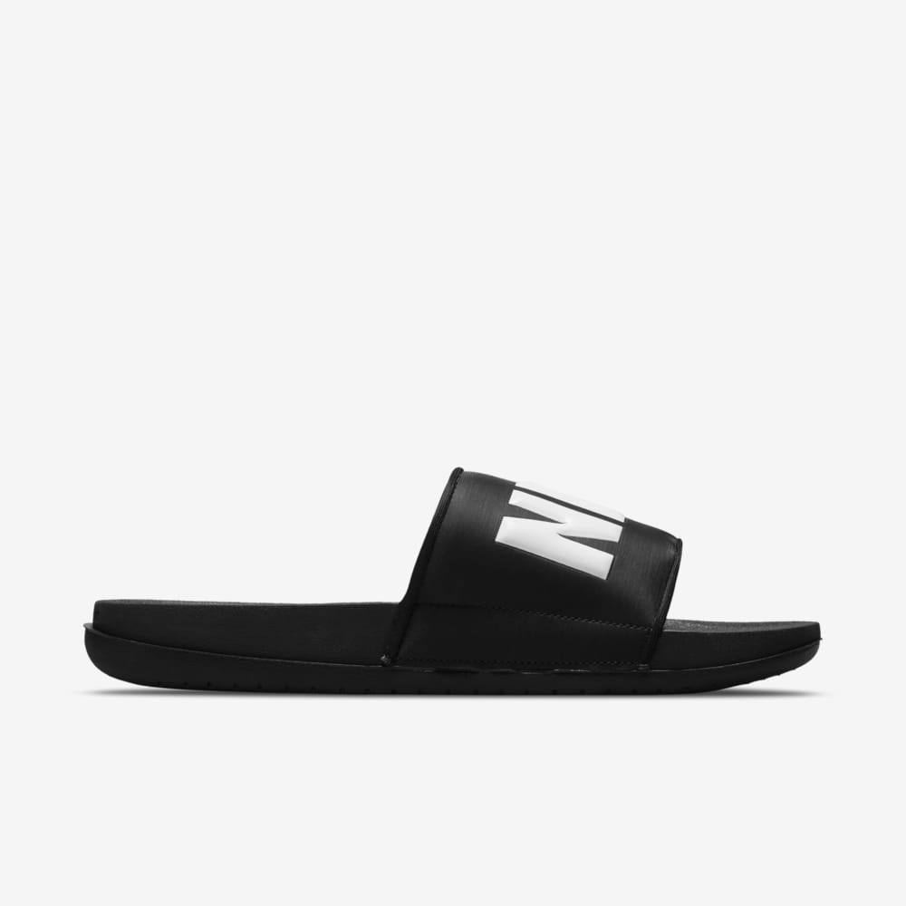 Sandalias y Chanclas casual para hombre en negro · BQ4639-012 - vista 4