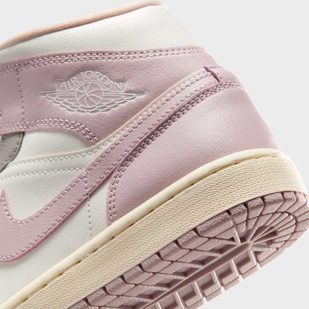 Tenis casual para mujer en blanco · BQ6472-122 - vista 8