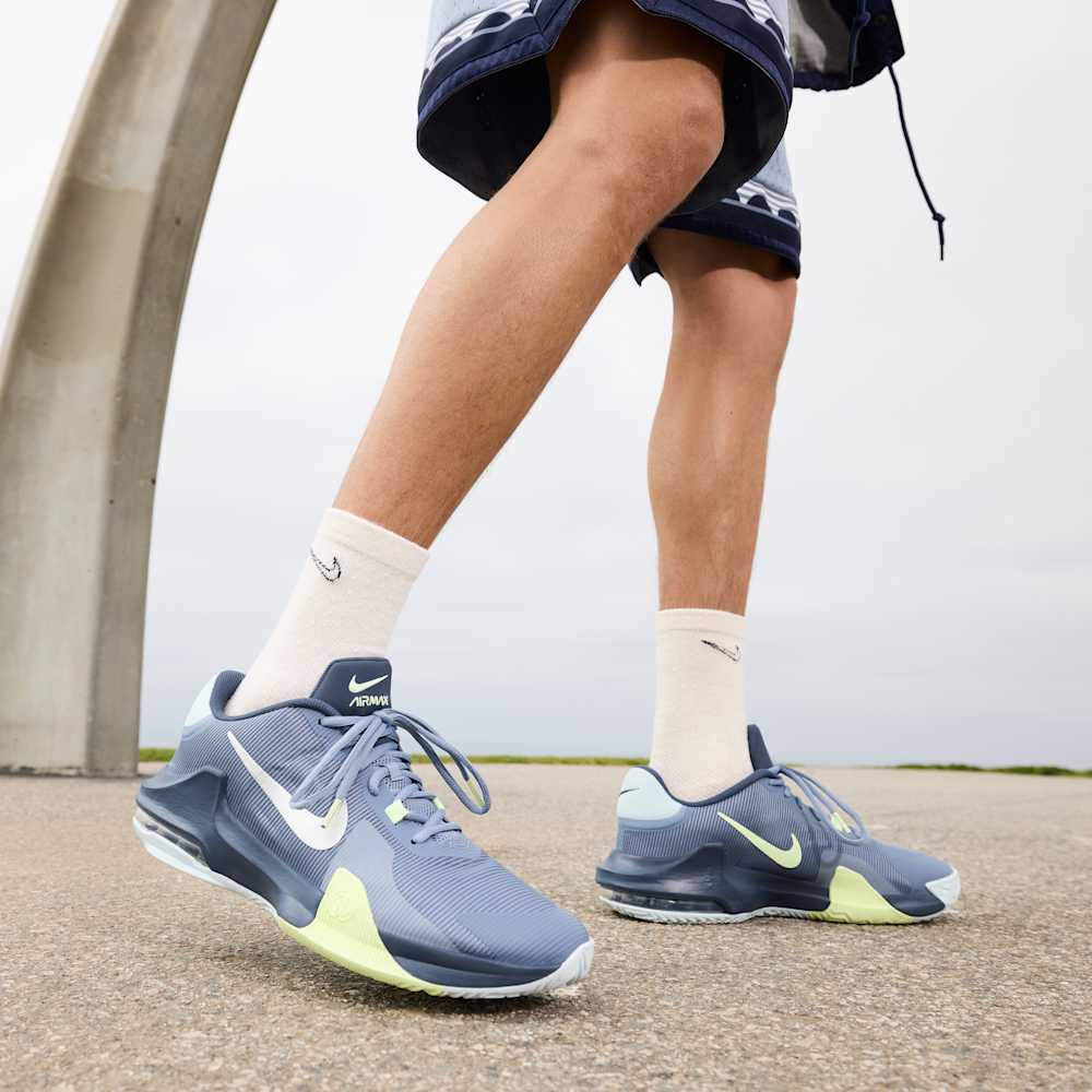 Tenis de básquetbol para hombre en azul · DM1124-402 - vista 2