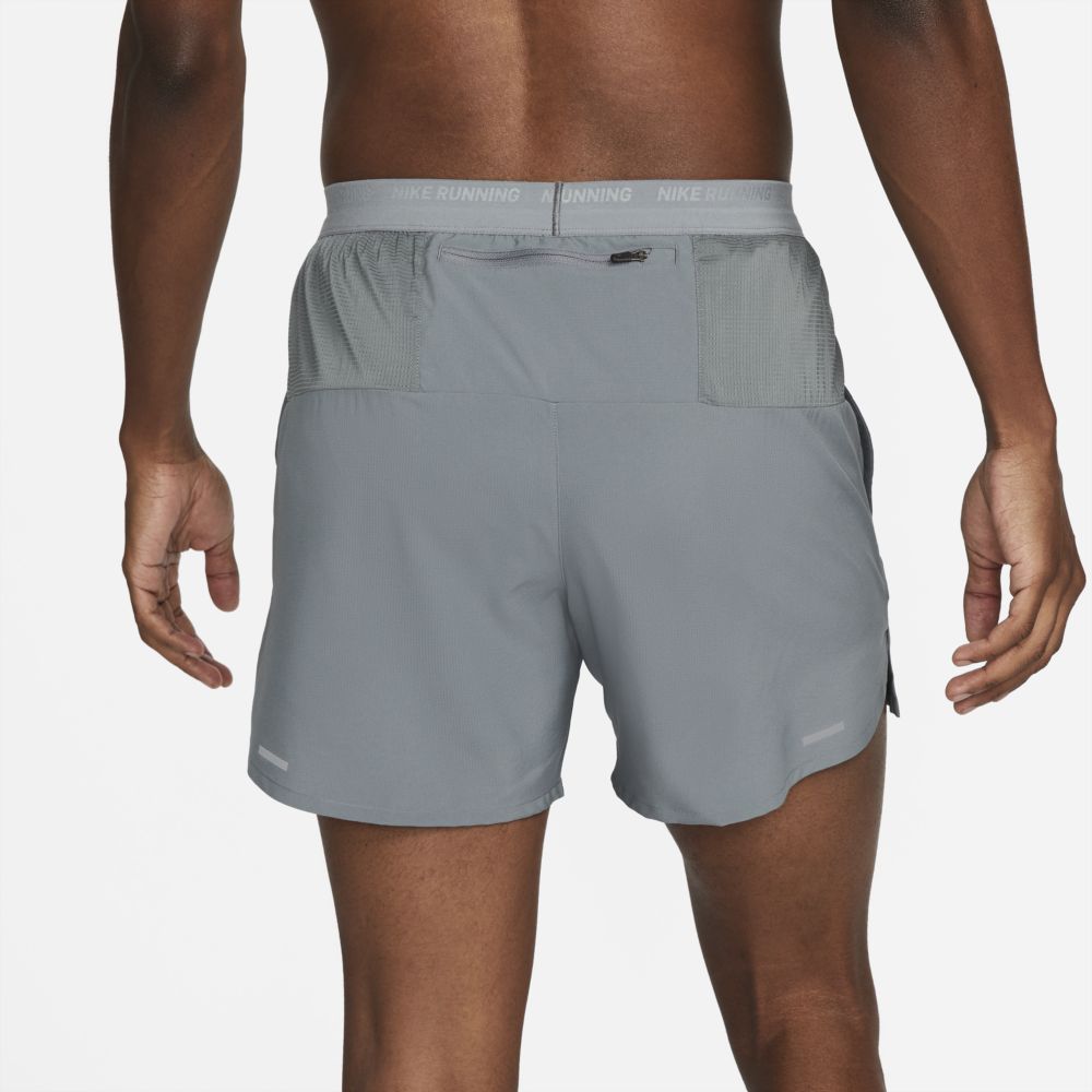 Shorts y Pantalonetas para correr para hombre en gris · DM4755-084 - vista 3