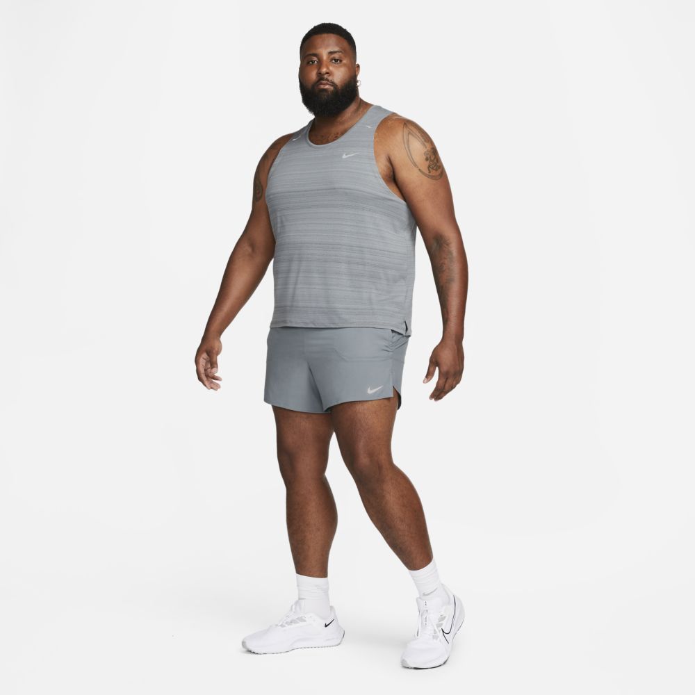 Shorts y Pantalonetas para correr para hombre en gris · DM4755-084 - vista 15