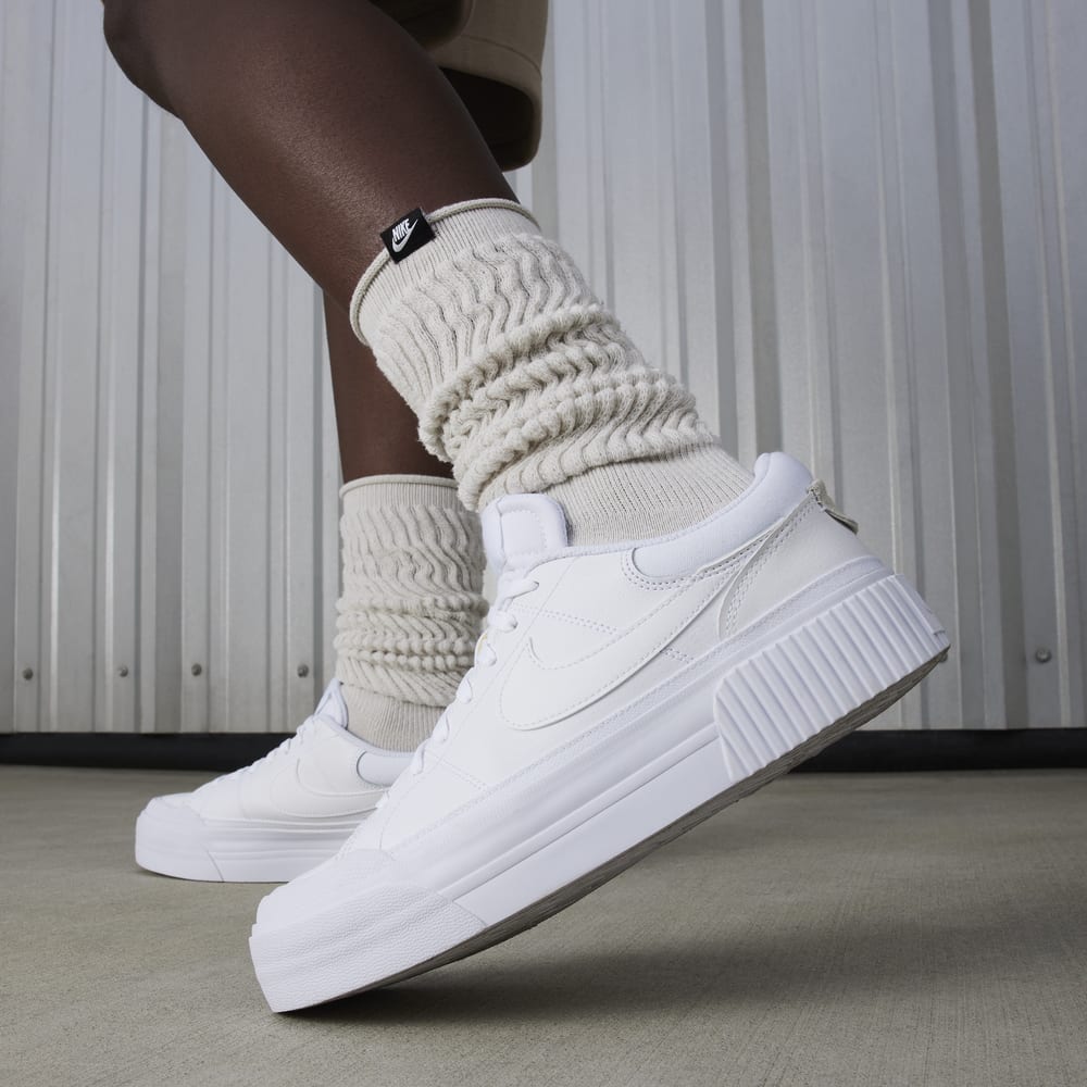 Tenis casual para mujer en blanco · DM7590-101 - vista 2