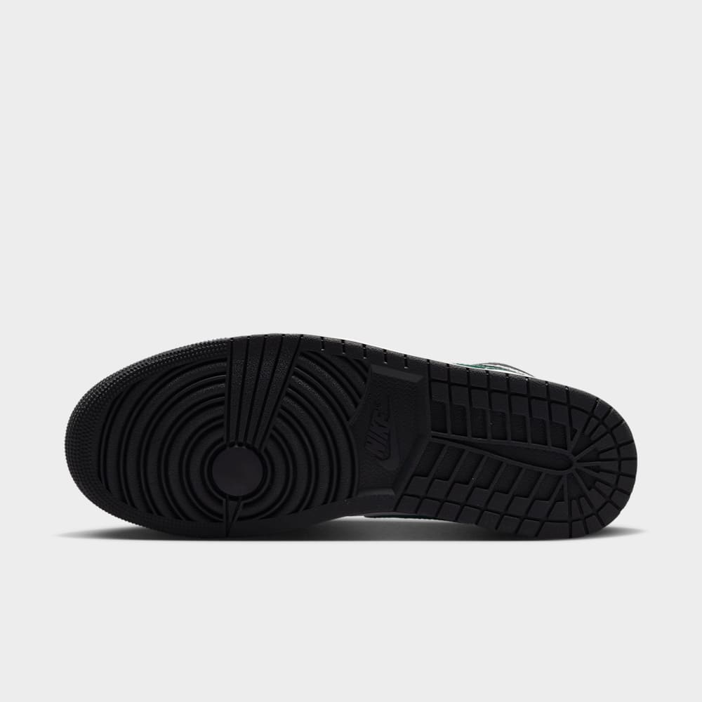 Tenis casual para hombre en negro · DQ8426-004 - vista 2