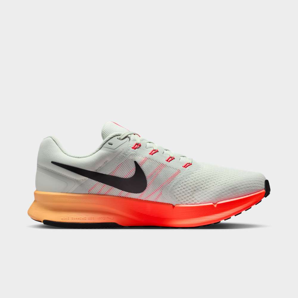 Tenis para correr para hombre en gris · DR2695-017 - vista 3