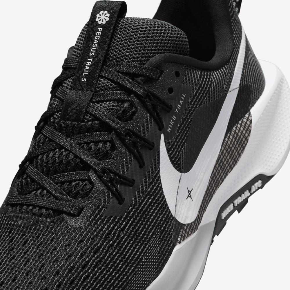 Tenis para correr para mujer en negro · DV3865-001 - vista 10