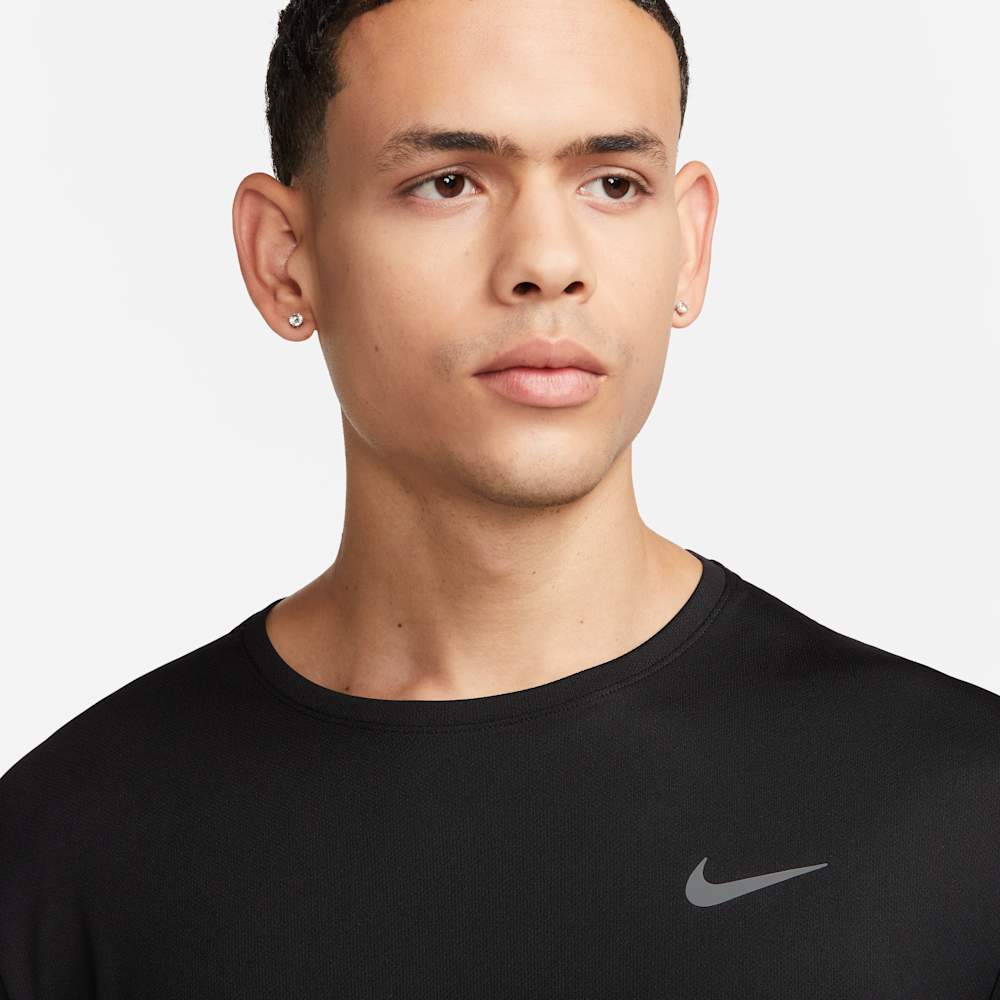 Camisetas y esqueletos para correr para hombre en negro · DV9315-010 - vista 15