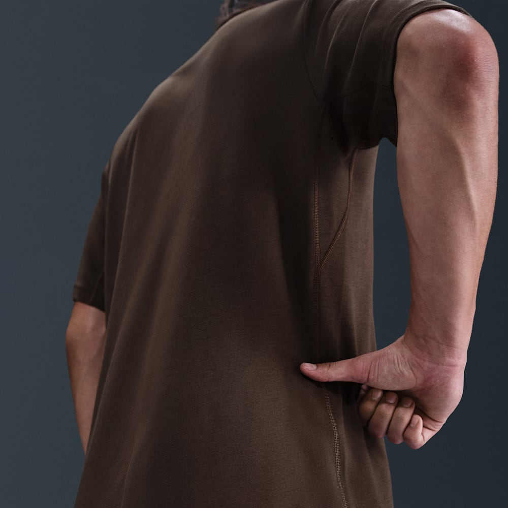 Camisetas y esqueletos para entrenamiento para hombre en marrón · DV9831-237 - vista 2