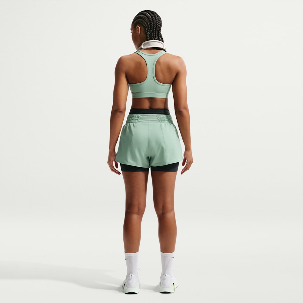 Brasier y Tops deportivos para entrenamiento para mujer en verde · DX6821-007 - vista 5