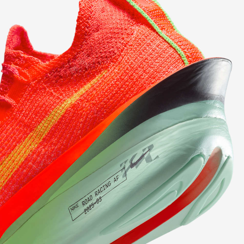 Tenis para correr para mujer en rojo · FD8315-600 - vista 8