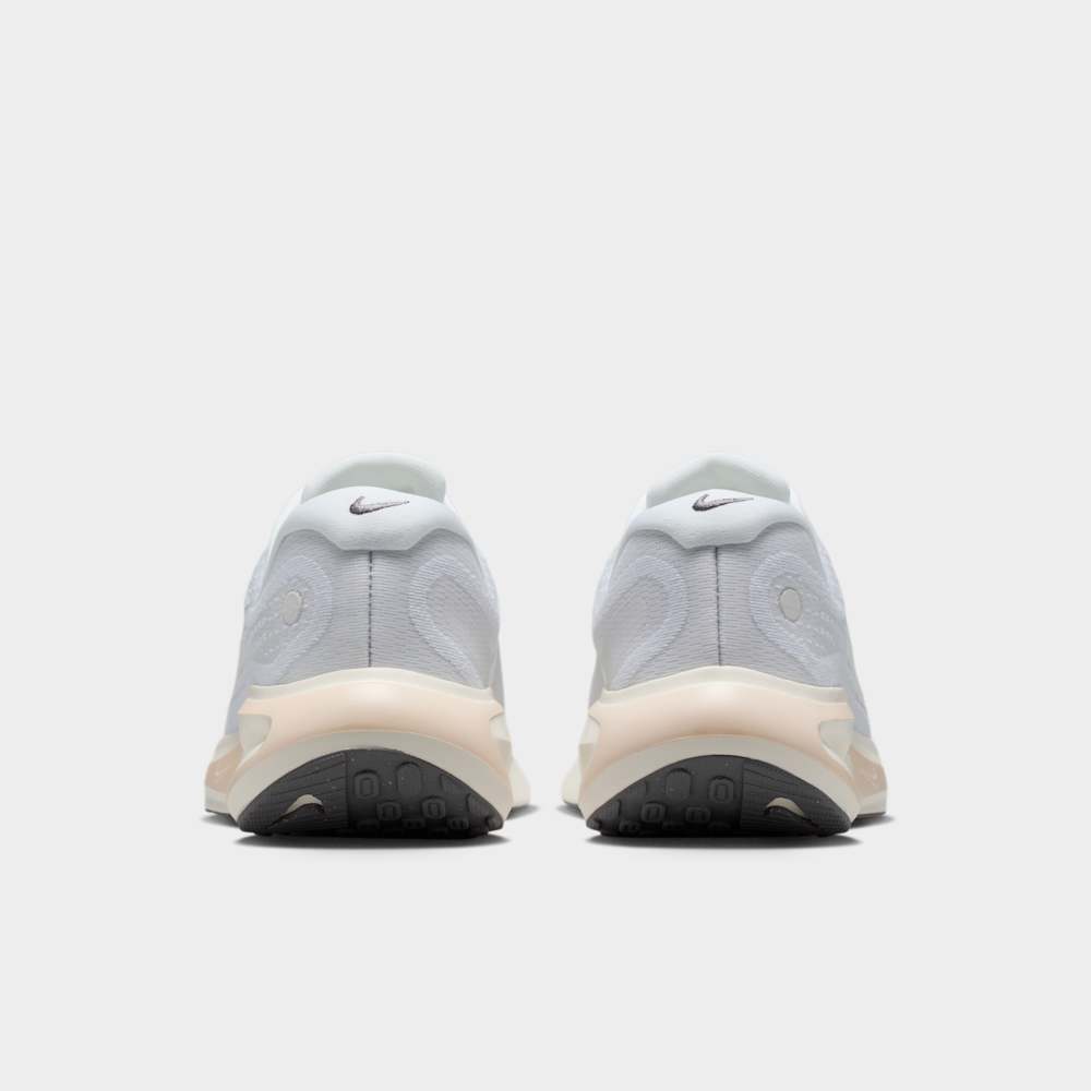 Tenis para correr para mujer en blanco · FJ7765-119 - vista 6