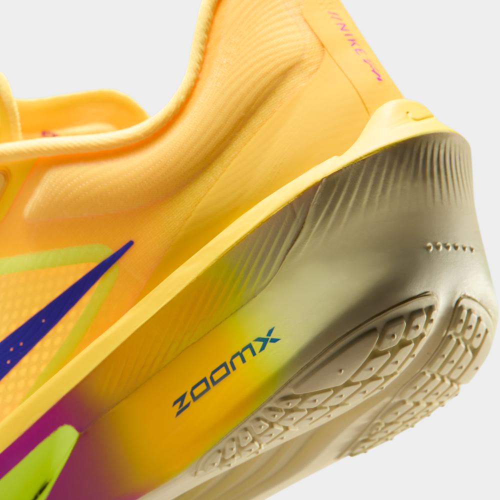 Tenis para correr para hombre en amarillo · FN8454-800 - vista 8