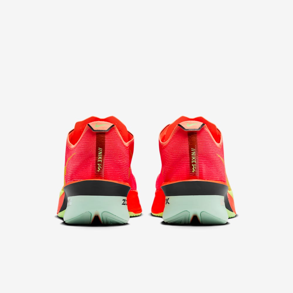 Tenis para correr para mujer en rojo · HF6412-600 - vista 6