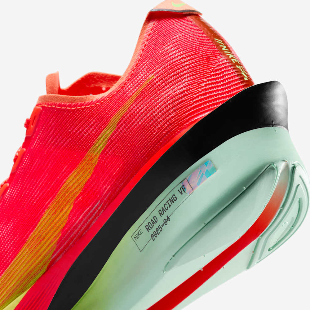 Tenis para correr para mujer en rojo · HF6412-600 - vista 8