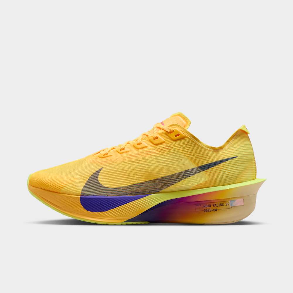 Tenis para correr para mujer en amarillo · HF6412-800 - vista 1
