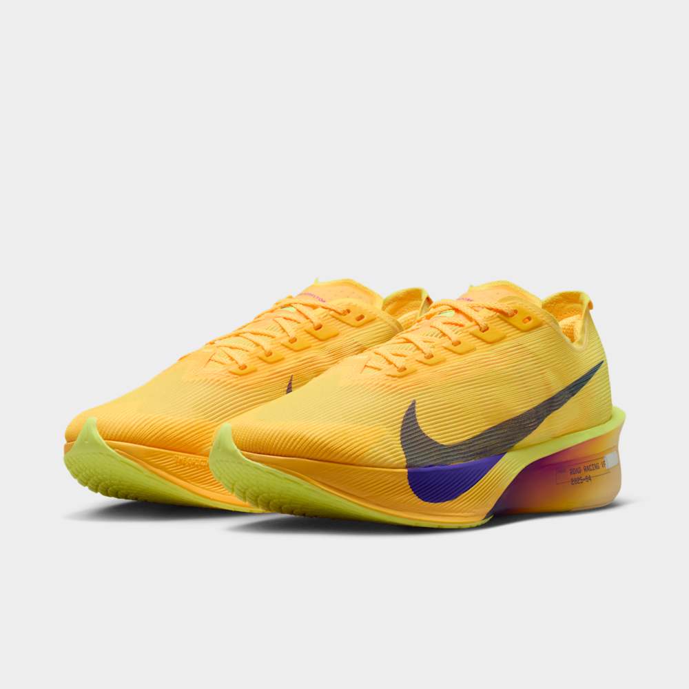 Tenis para correr para mujer en amarillo · HF6412-800 - vista 5