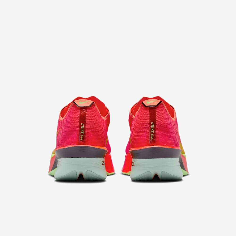 Tenis para correr para hombre en rojo · HF6414-600 - vista 5