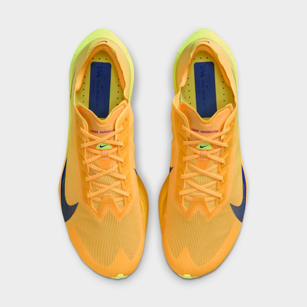 Tenis para correr para hombre en amarillo · HF6414-800 - vista 4