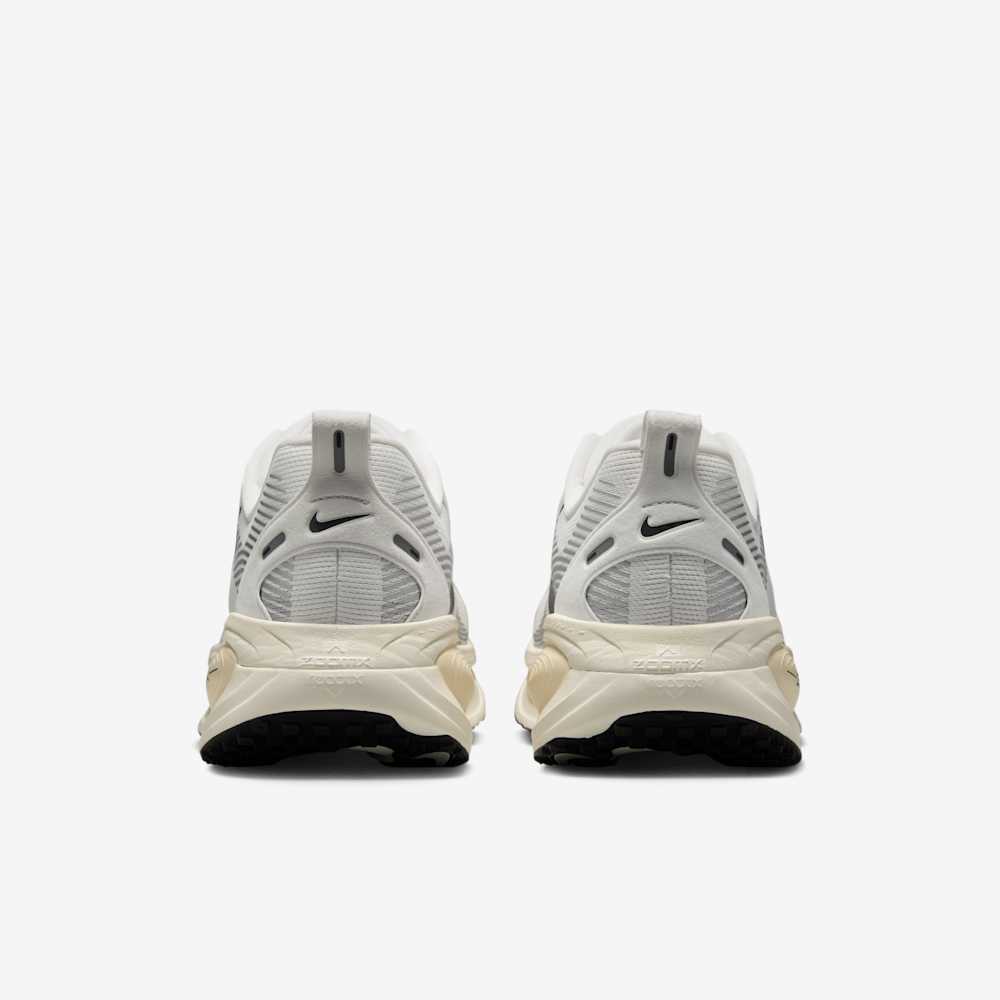 Tenis para correr para hombre en blanco · HM6803-101 - vista 4