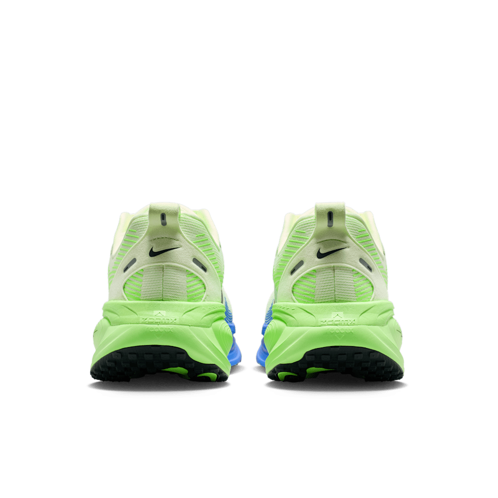 Tenis para correr para hombre en blanco · HM6803-111 - vista 6