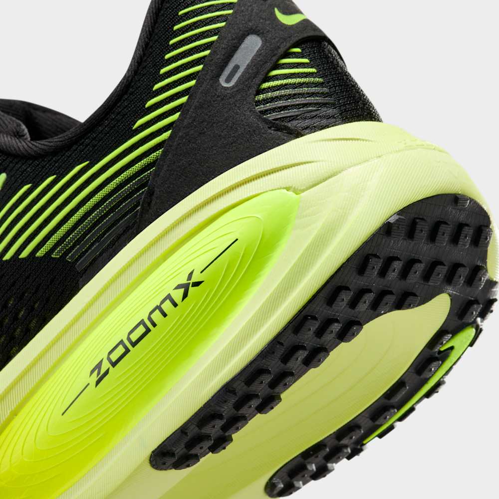 Tenis para correr para mujer en negro · HM6804-008 - vista 8