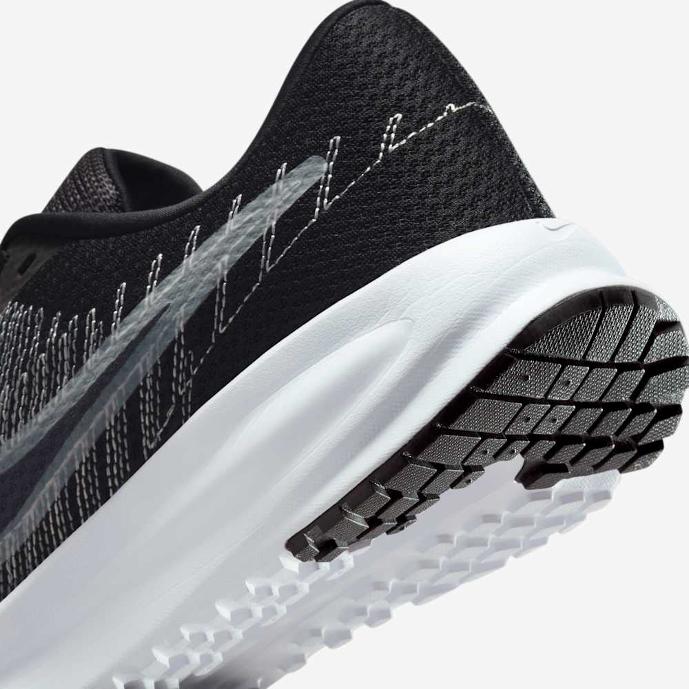 Tenis para correr para mujer en negro · HM9593-002 - vista 8