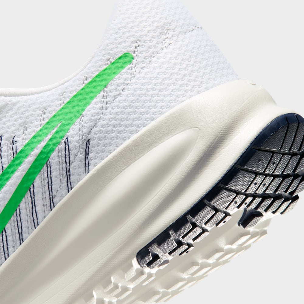 Tenis para correr para hombre en blanco · HM9594-104 - vista 8