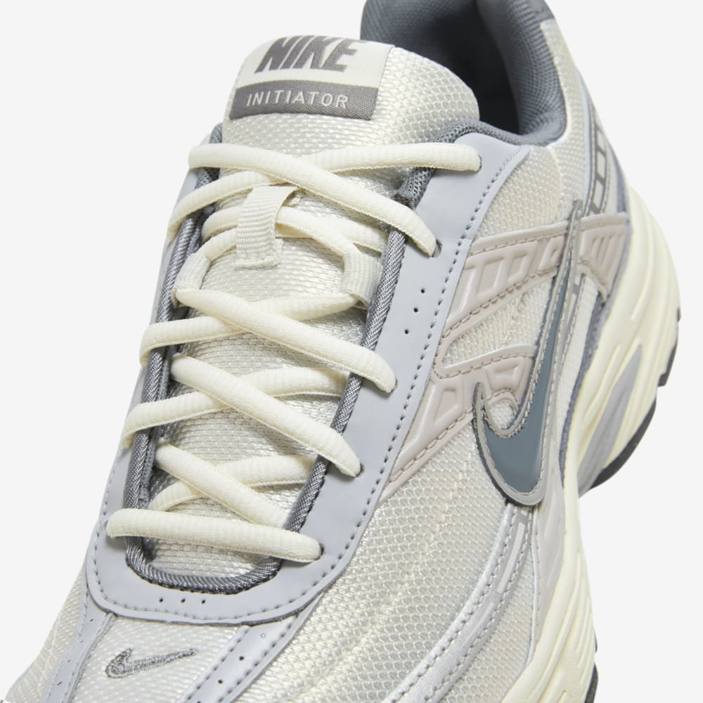 Tenis casual para hombre en gris · HQ1179-001 - vista 7