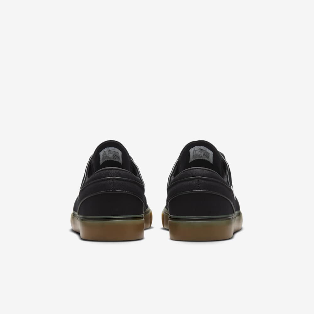 Tenis casual para hombre en negro · HQ1655-001 - vista 6