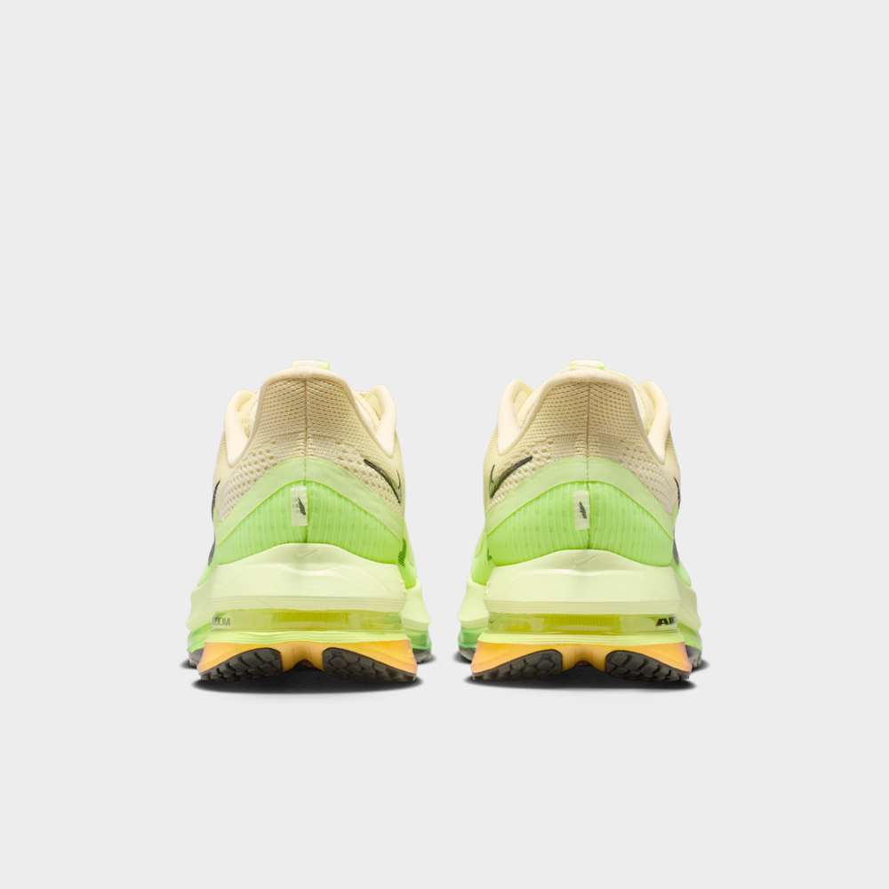 Tenis para correr para hombre en marrón · HQ2592-701 - vista 6