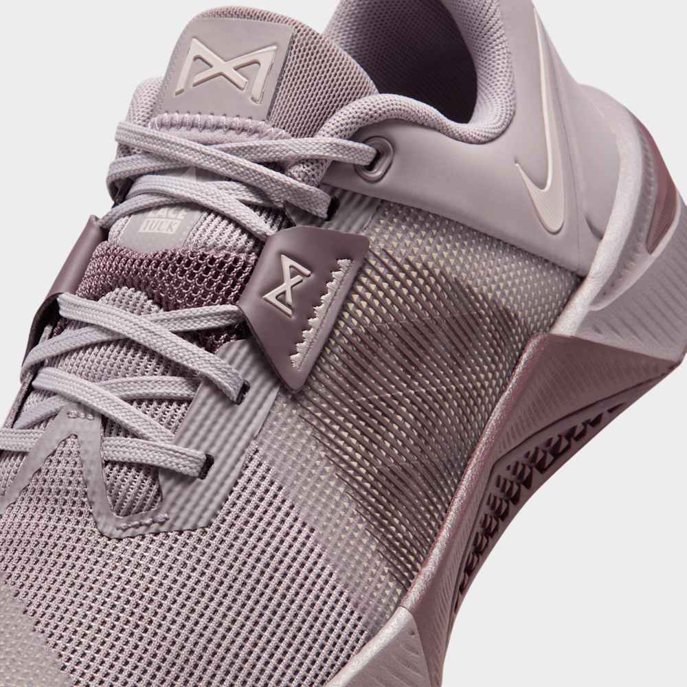 Tenis para entrenamiento para mujer en gris · HQ2620-200 - vista 7